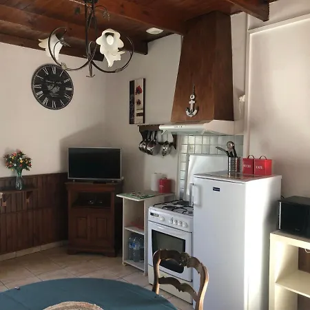 Prázdninový dům Maison A Brehal Manche
